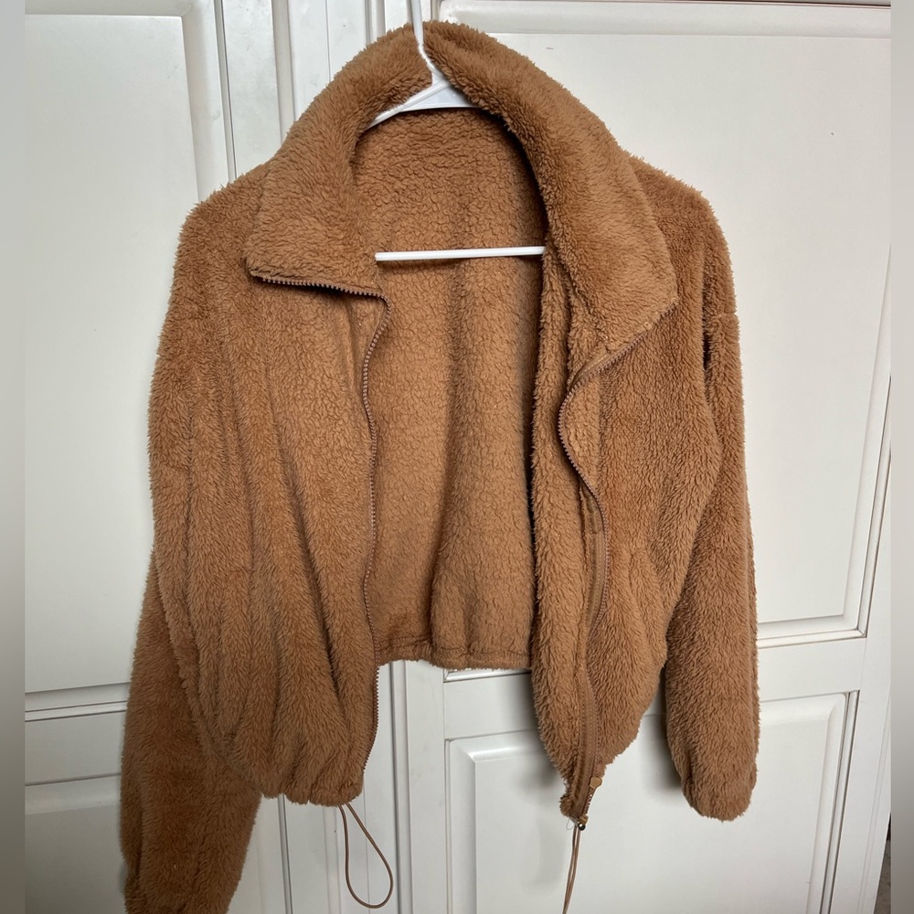 Brown cropped teddy jacket